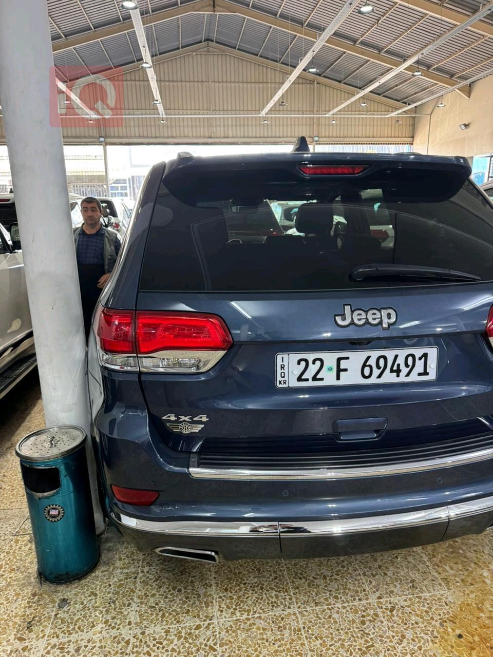 جیپ گراند شیرۆکی